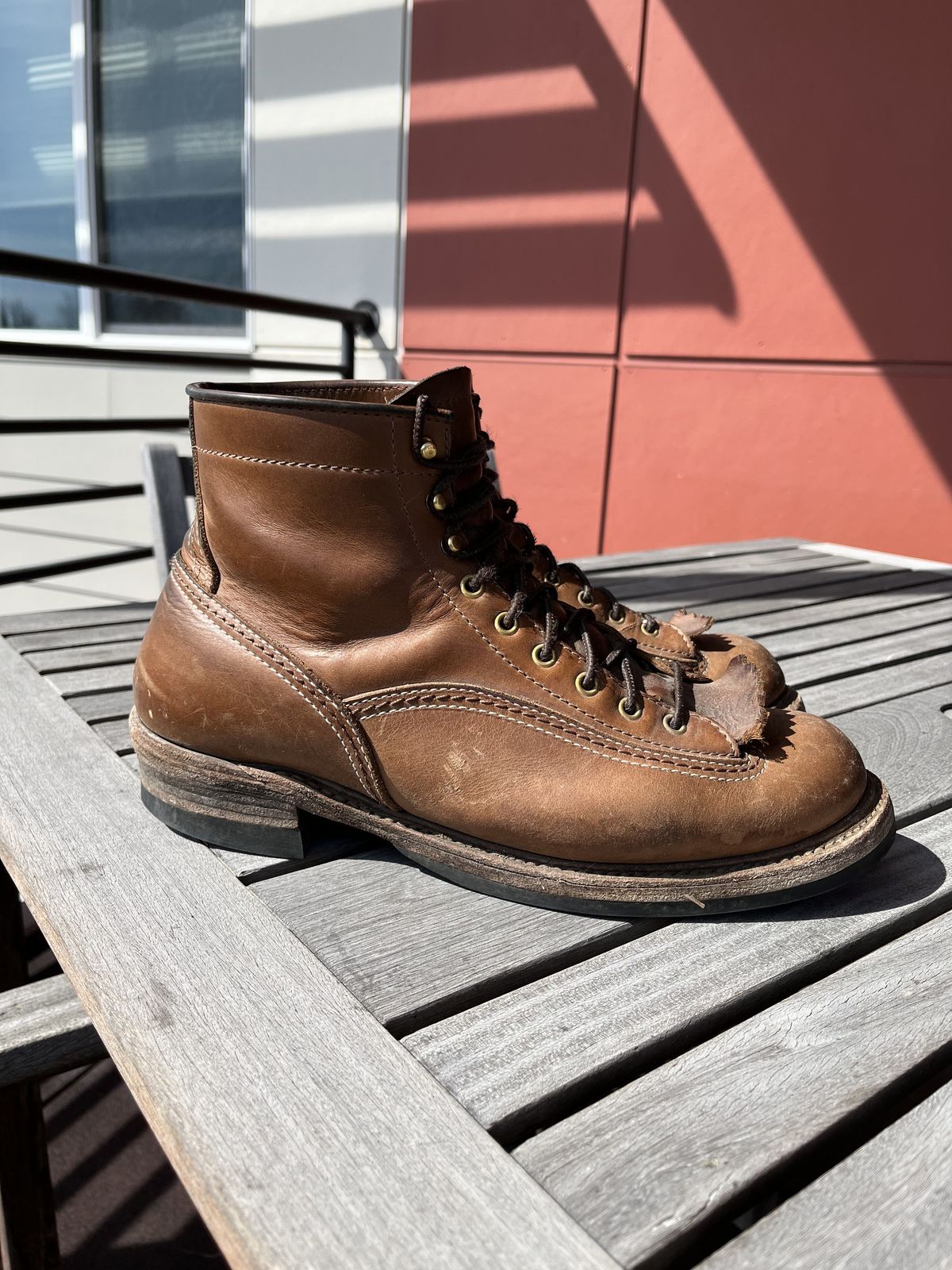 Photo by patinathunderdome on April 6, 2022 of the John Lofgren Donkey Puncher Boots in Horween Natural Bison.