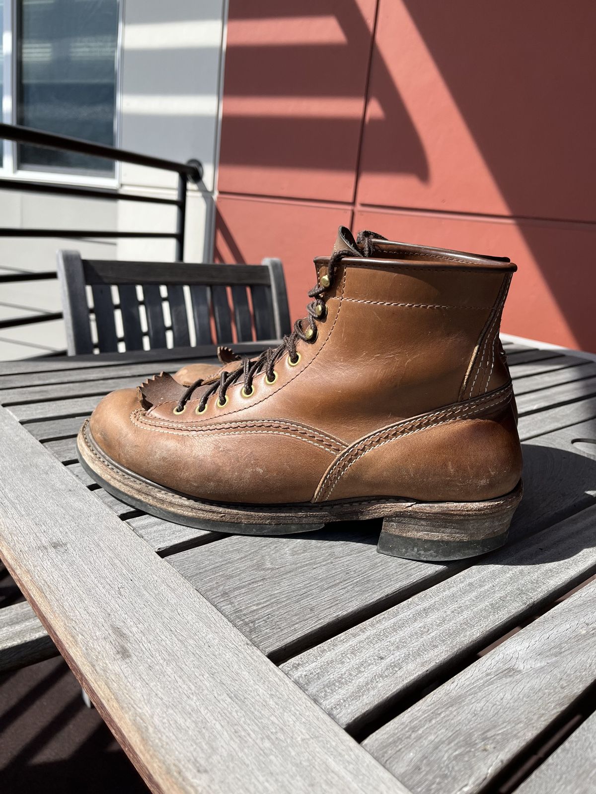 Photo by patinathunderdome on April 6, 2022 of the John Lofgren Donkey Puncher Boots in Horween Natural Bison.