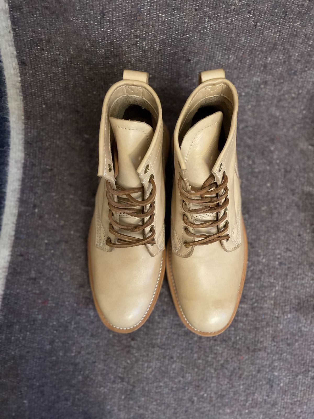 Photo by patinathunderdome on November 4, 2021 of the Self-Made Service Boot in Unknown Natural Veg Tan.