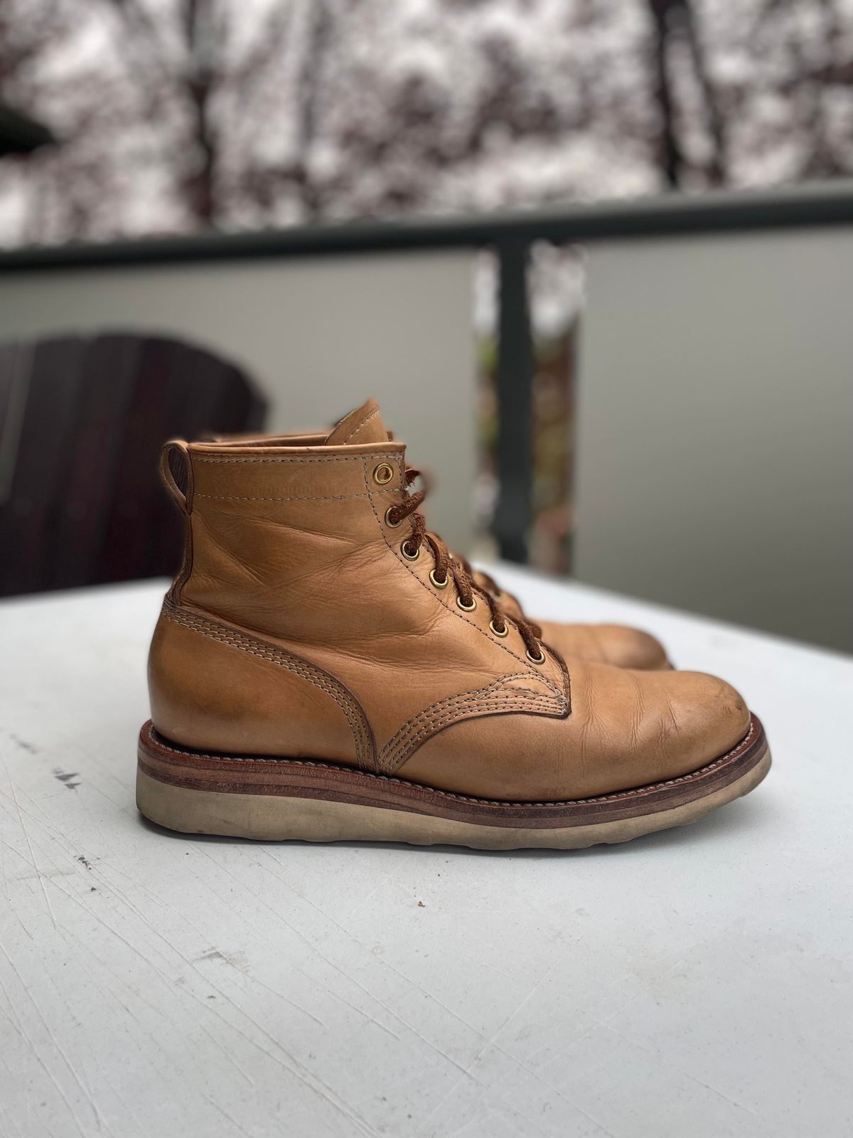 Photo by patinathunderdome on May 6, 2022 of the Self-Made Service Boot in Unknown Natural Veg Tan.