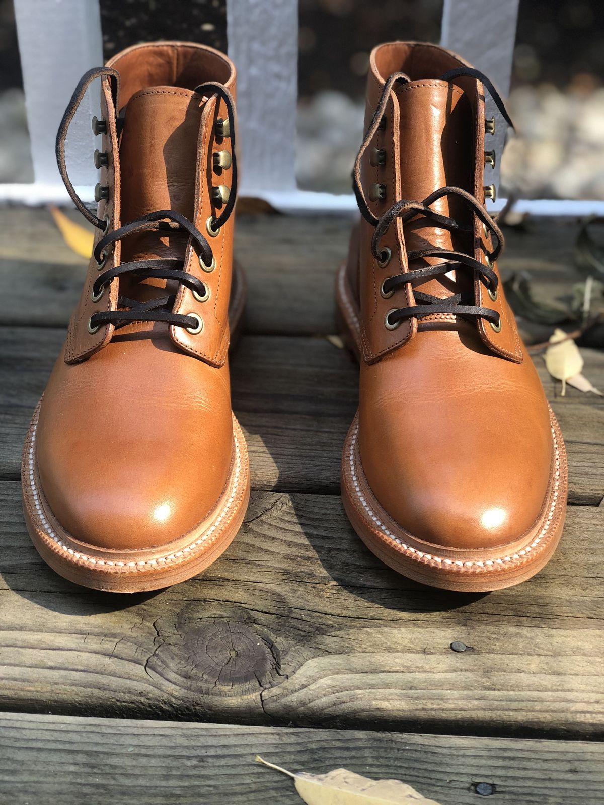Photo by patinathunderdome on October 1, 2021 of the Grant Stone Diesel Boot in Badalassi Carlo Saddle Tan Minerva.