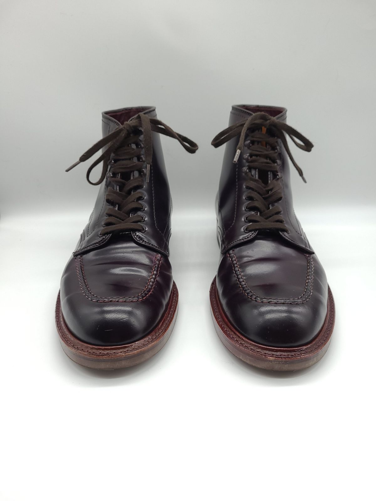 Photo by patinathunderdome on December 6, 2021 of the Alden Indy Boot in Horween Color 8 Shell Cordovan.