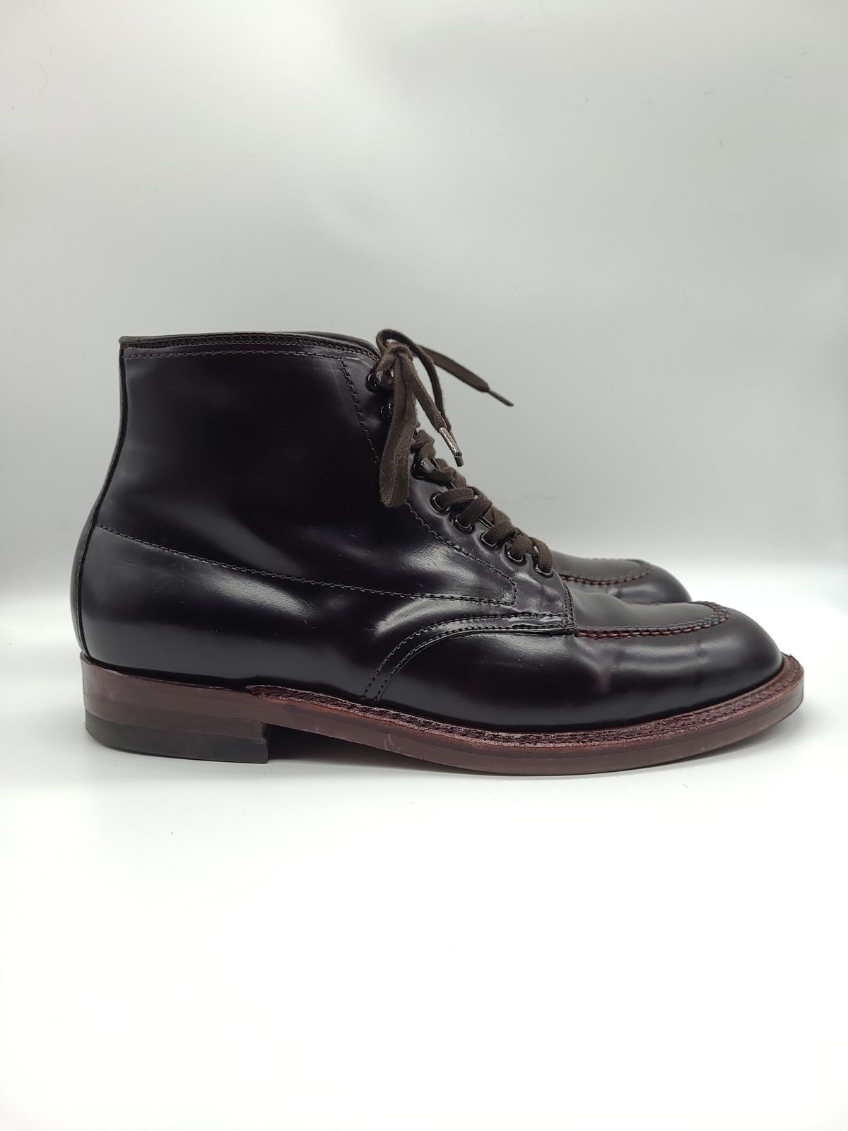 Photo by patinathunderdome on December 6, 2021 of the Alden Indy Boot in Horween Color 8 Shell Cordovan.
