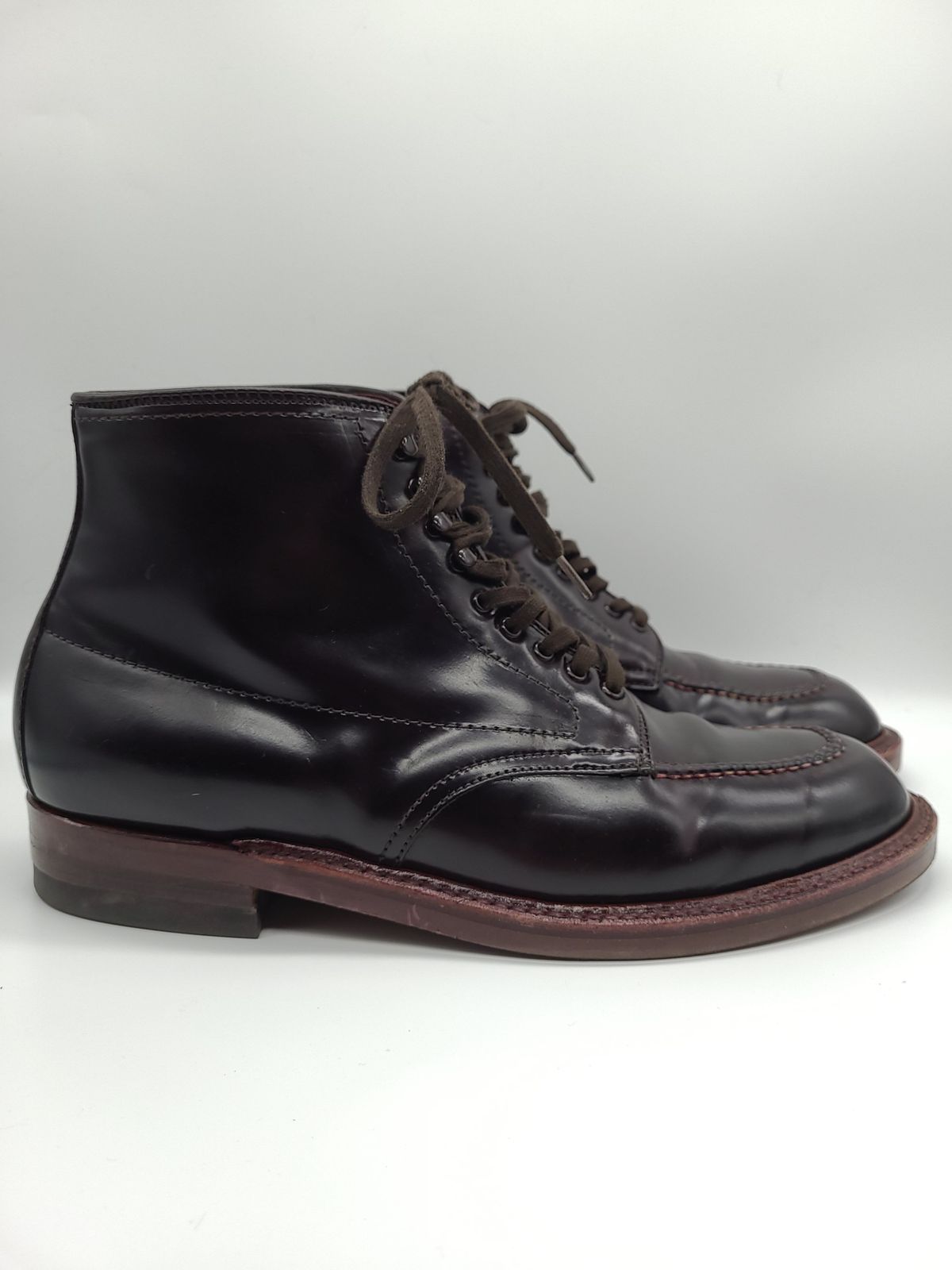 Photo by patinathunderdome on January 6, 2022 of the Alden Indy Boot in Horween Color 8 Shell Cordovan.