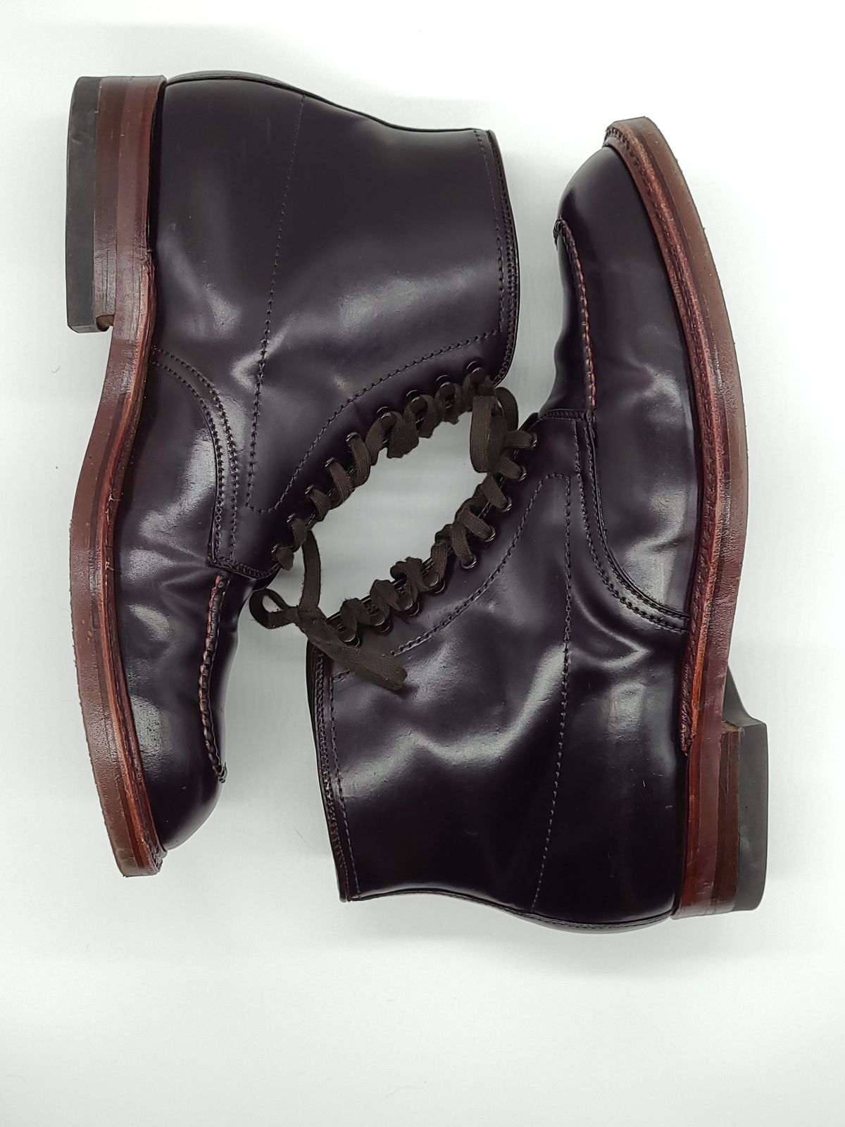 Photo by patinathunderdome on January 6, 2022 of the Alden Indy Boot in Horween Color 8 Shell Cordovan.