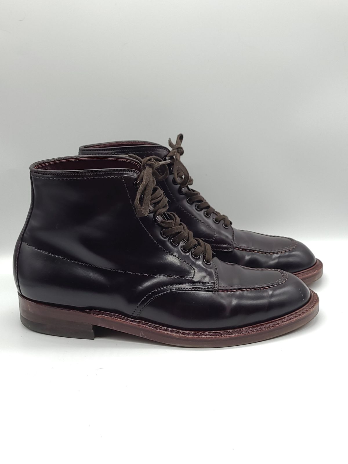 Photo by patinathunderdome on February 6, 2022 of the Alden Indy Boot in Horween Color 8 Shell Cordovan.