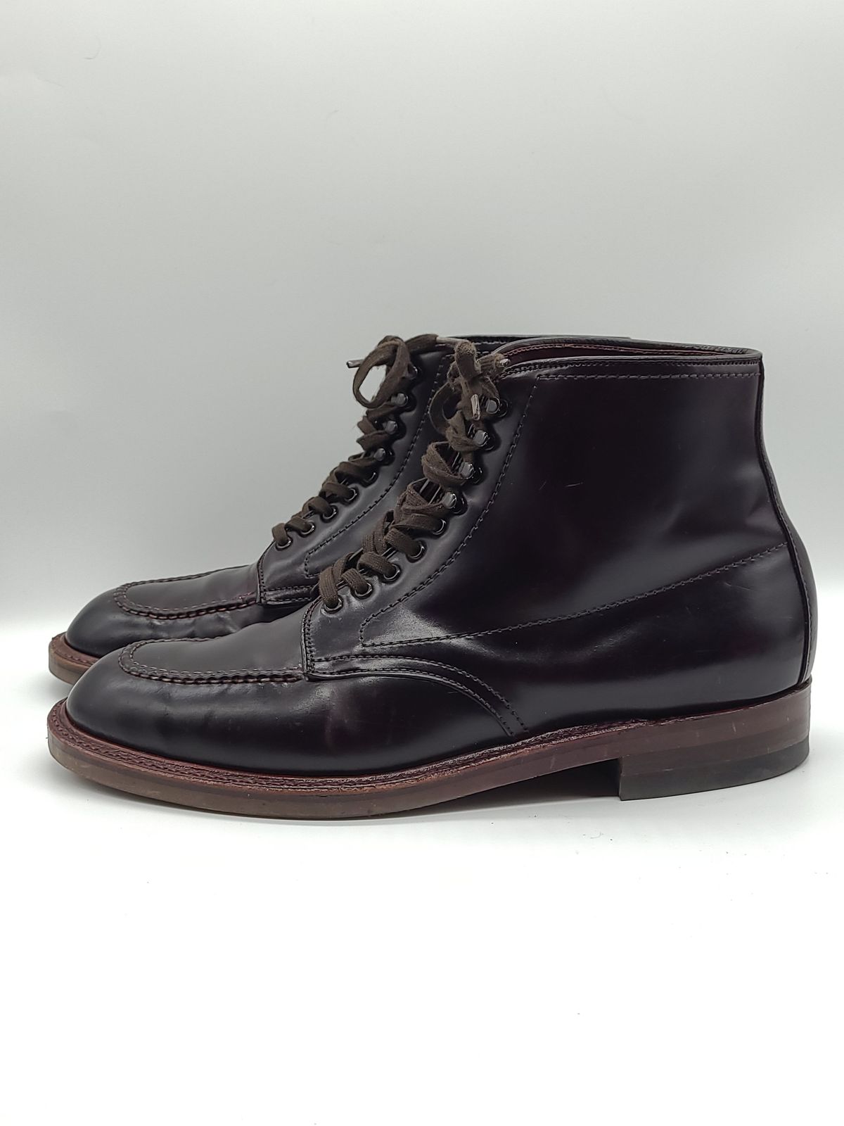 Photo by patinathunderdome on February 6, 2022 of the Alden Indy Boot in Horween Color 8 Shell Cordovan.