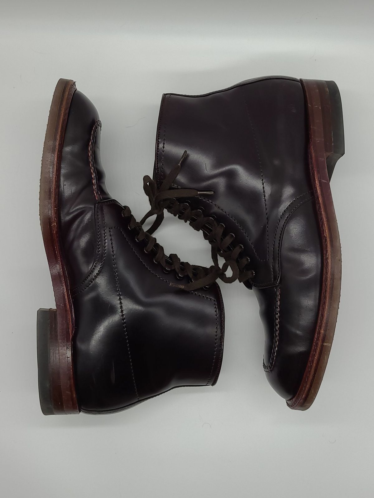 Photo by patinathunderdome on March 6, 2022 of the Alden Indy Boot in Horween Color 8 Shell Cordovan.