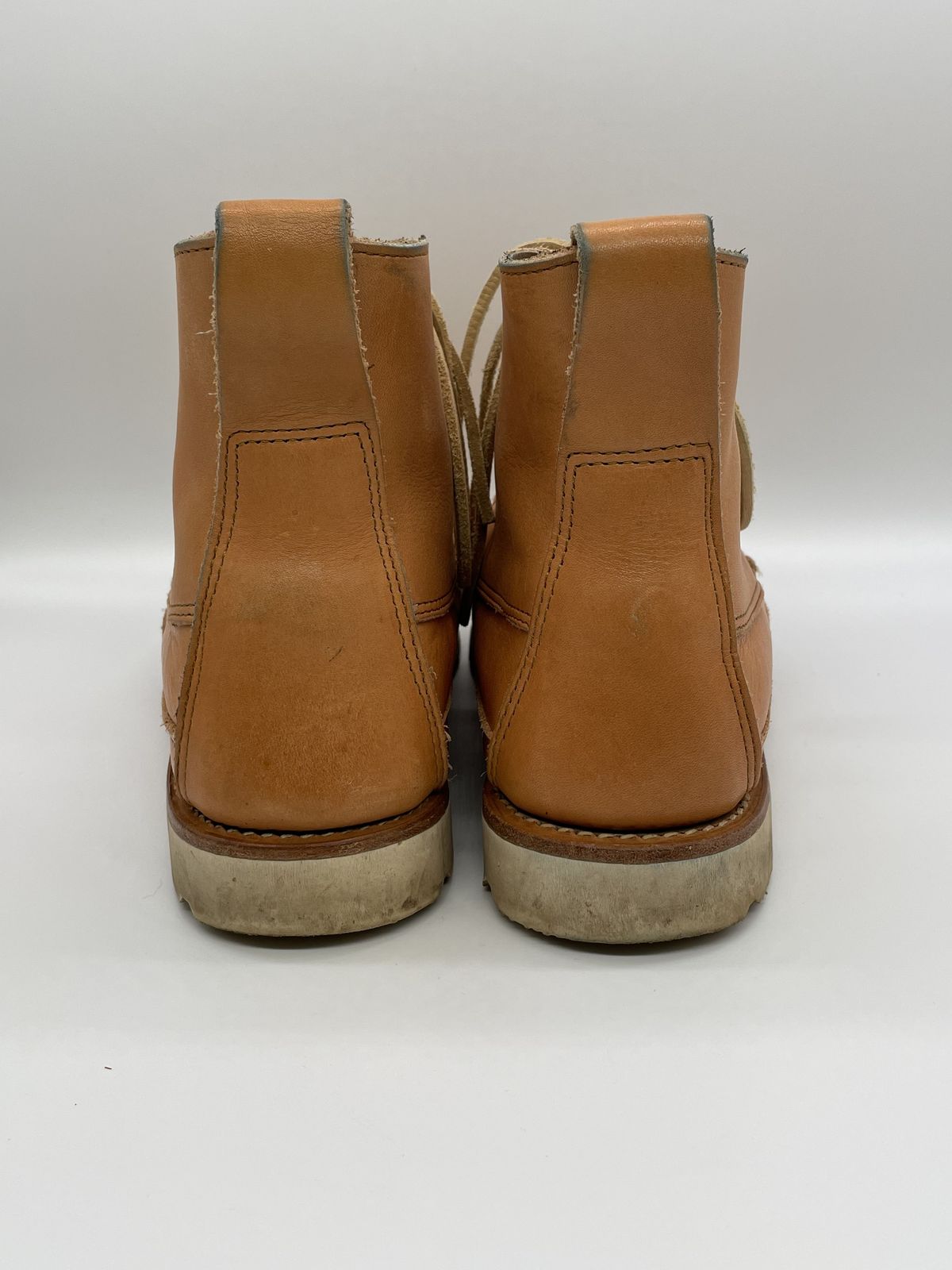 Photo by patinathunderdome on November 3, 2021 of the Rancourt & Co. Harrison Boot Redux in Horween Natural Essex.