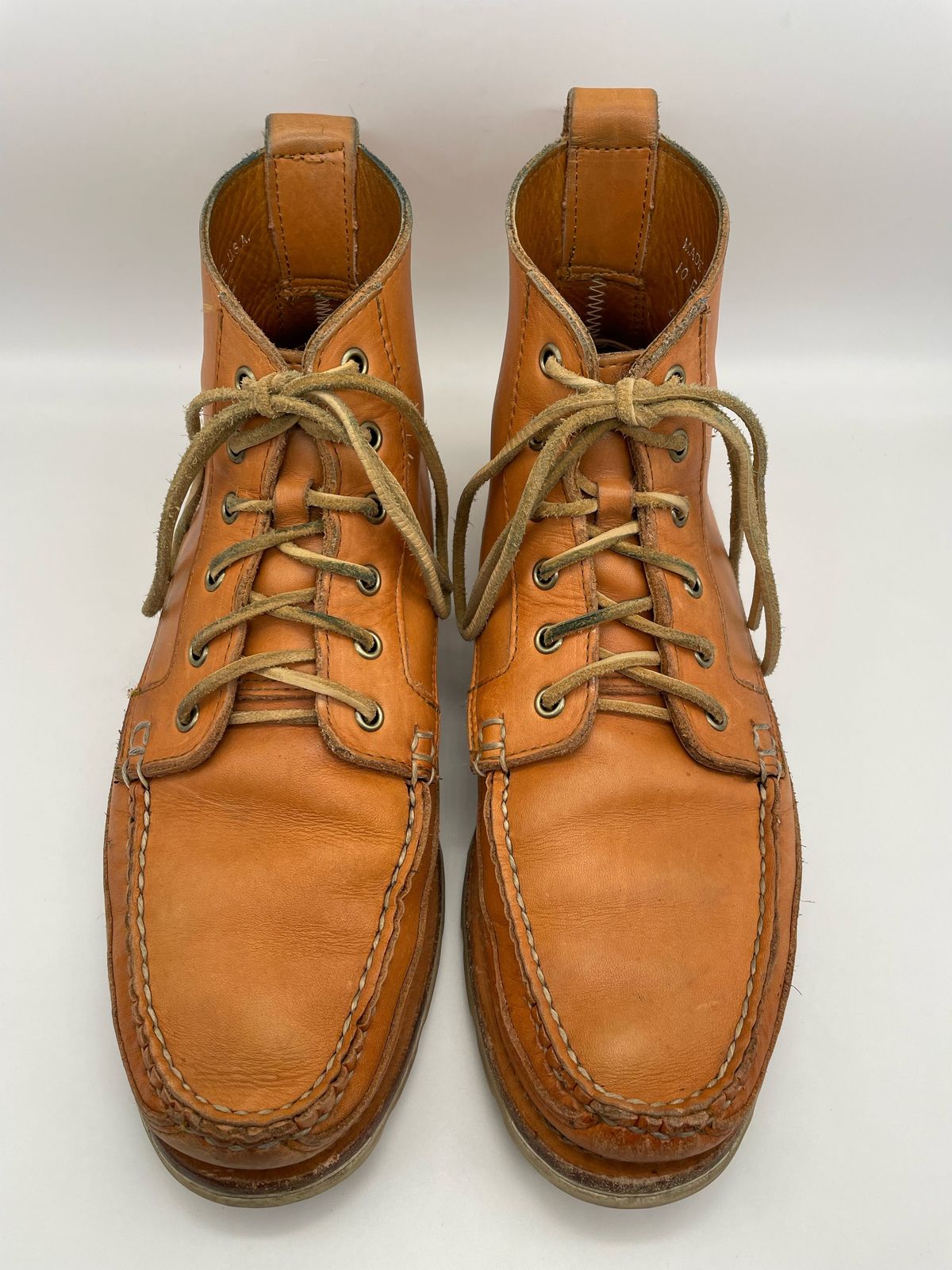 Photo by patinathunderdome on April 4, 2022 of the Rancourt & Co. Harrison Boot Redux in Horween Natural Essex.