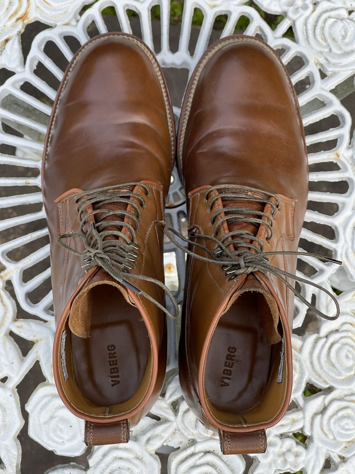 Photo by patinathunderdome on November 2, 2021 of the Viberg Country Boot in Horween Bourbon Shell Cordovan.