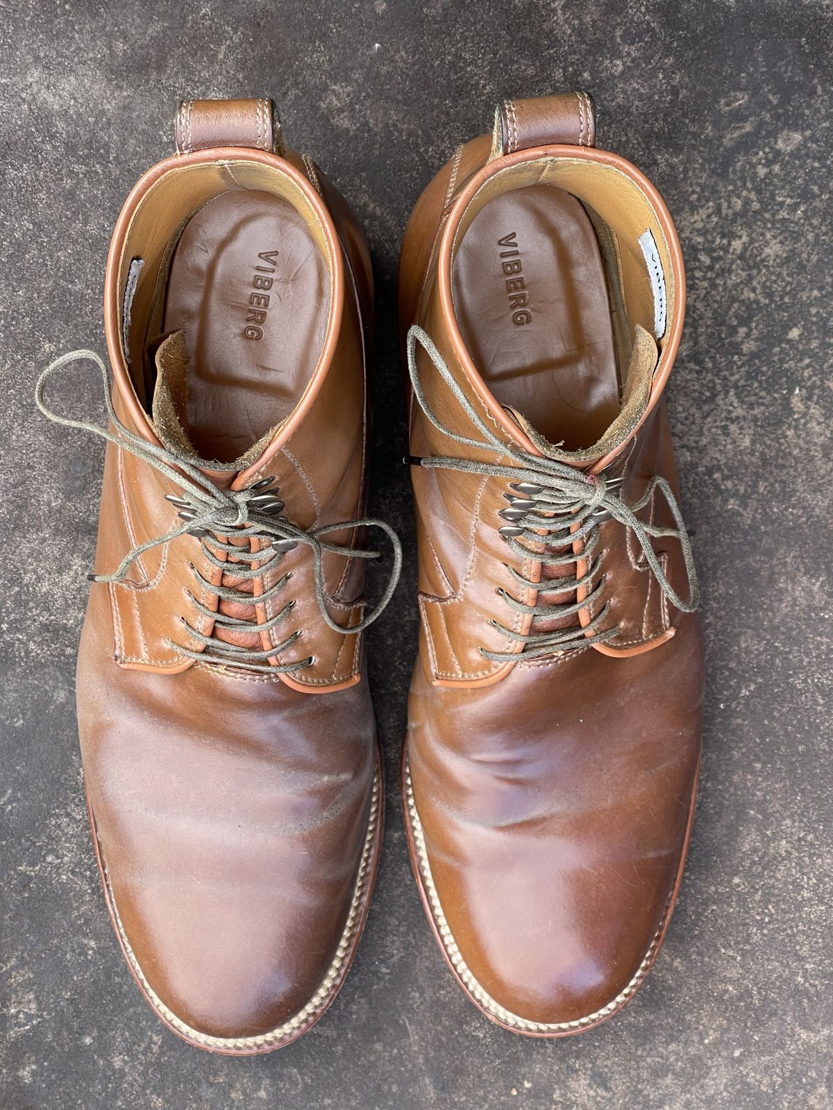 Photo by patinathunderdome on January 3, 2022 of the Viberg Country Boot in Horween Bourbon Shell Cordovan.