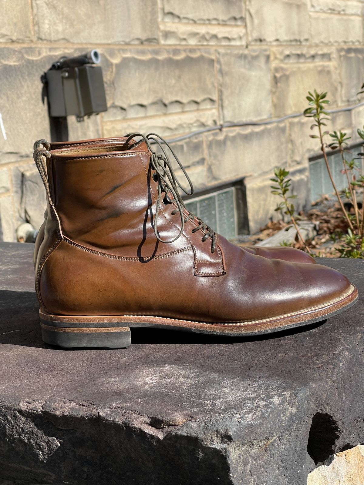 Photo by patinathunderdome on April 3, 2022 of the Viberg Country Boot in Horween Bourbon Shell Cordovan.