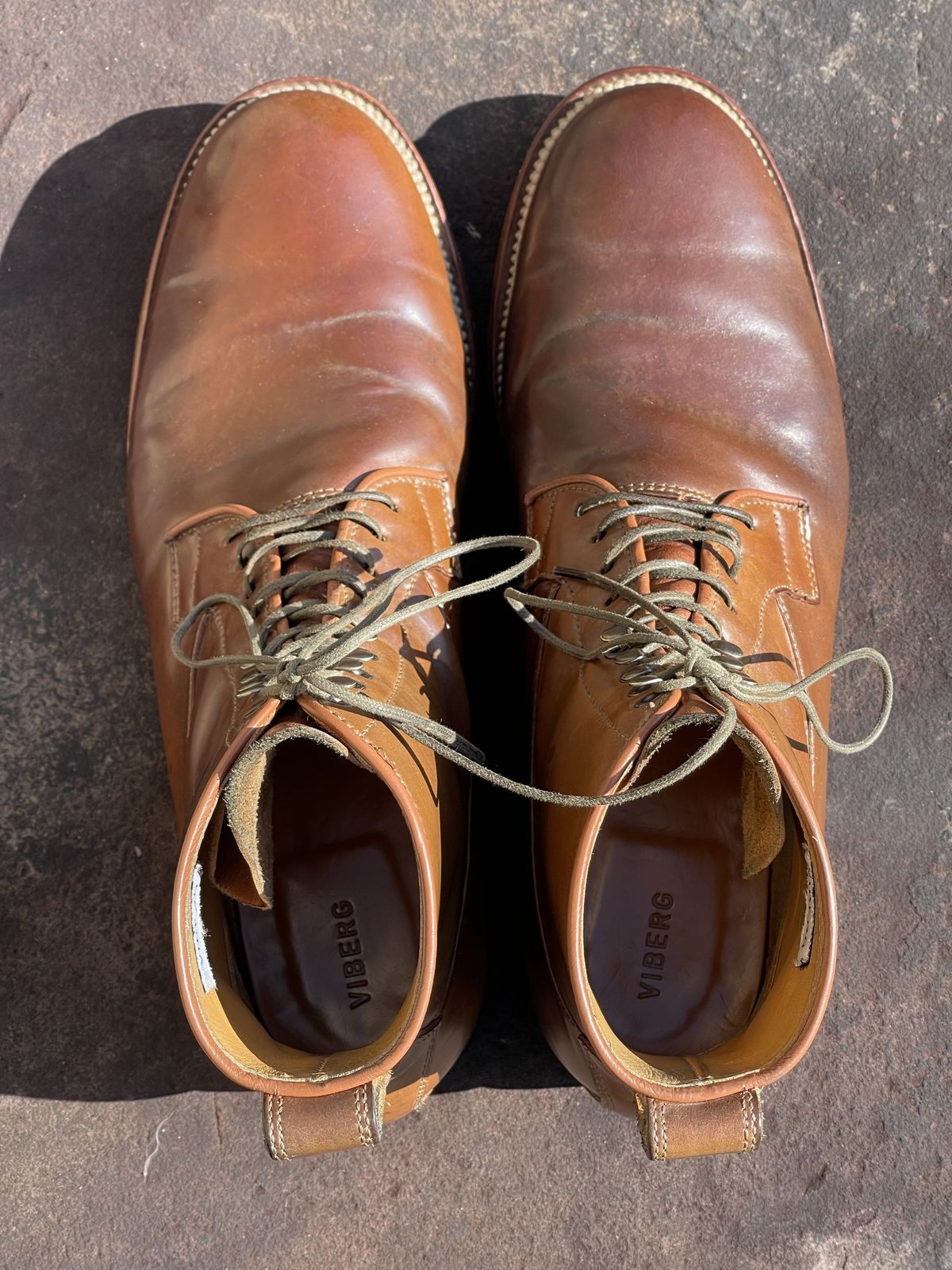 Photo by patinathunderdome on April 3, 2022 of the Viberg Country Boot in Horween Bourbon Shell Cordovan.