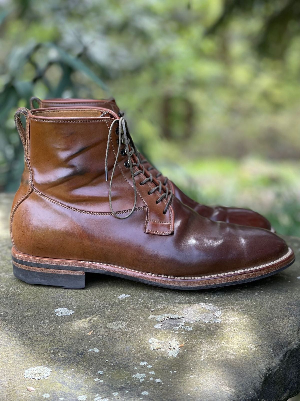 Photo by patinathunderdome on May 6, 2022 of the Viberg Country Boot in Horween Bourbon Shell Cordovan.