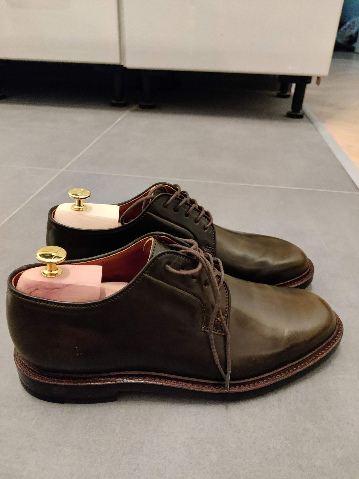 Photo by patinathunderdome on October 4, 2021 of the Grant Stone Plain Toe Blucher in Horween Maduro Shell Cordovan.