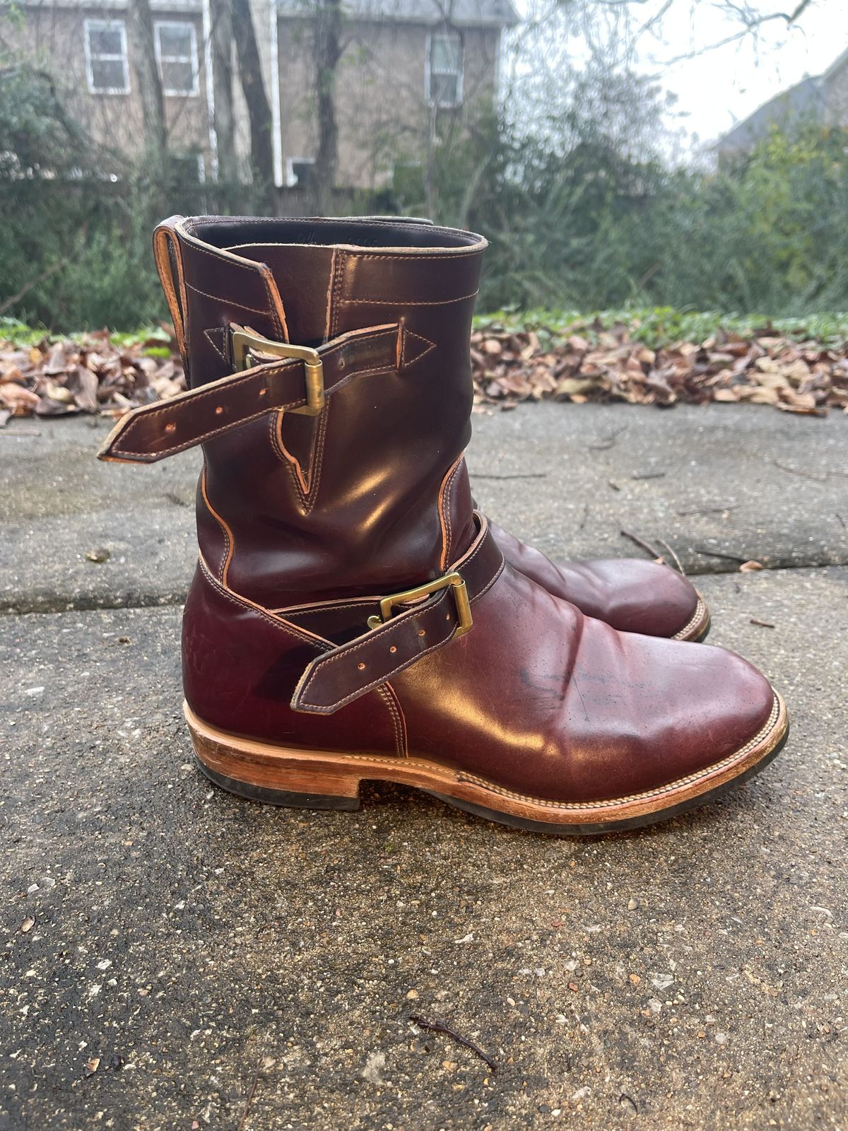 Photo by patinathunderdome on December 4, 2021 of the Viberg Engineer in Horween Color 8 Shell Cordovan.