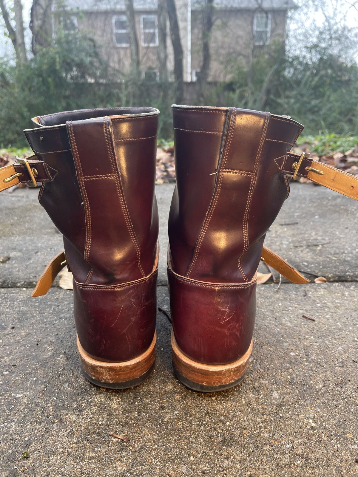Photo by patinathunderdome on December 4, 2021 of the Viberg Engineer in Horween Color 8 Shell Cordovan.