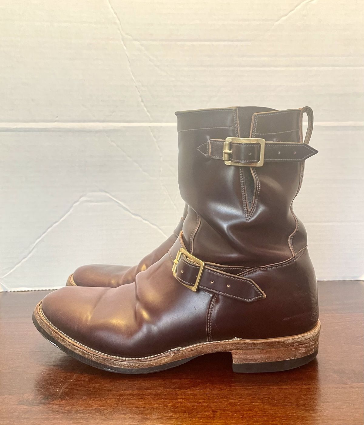Photo by patinathunderdome on January 4, 2022 of the Viberg Engineer in Horween Color 8 Shell Cordovan.