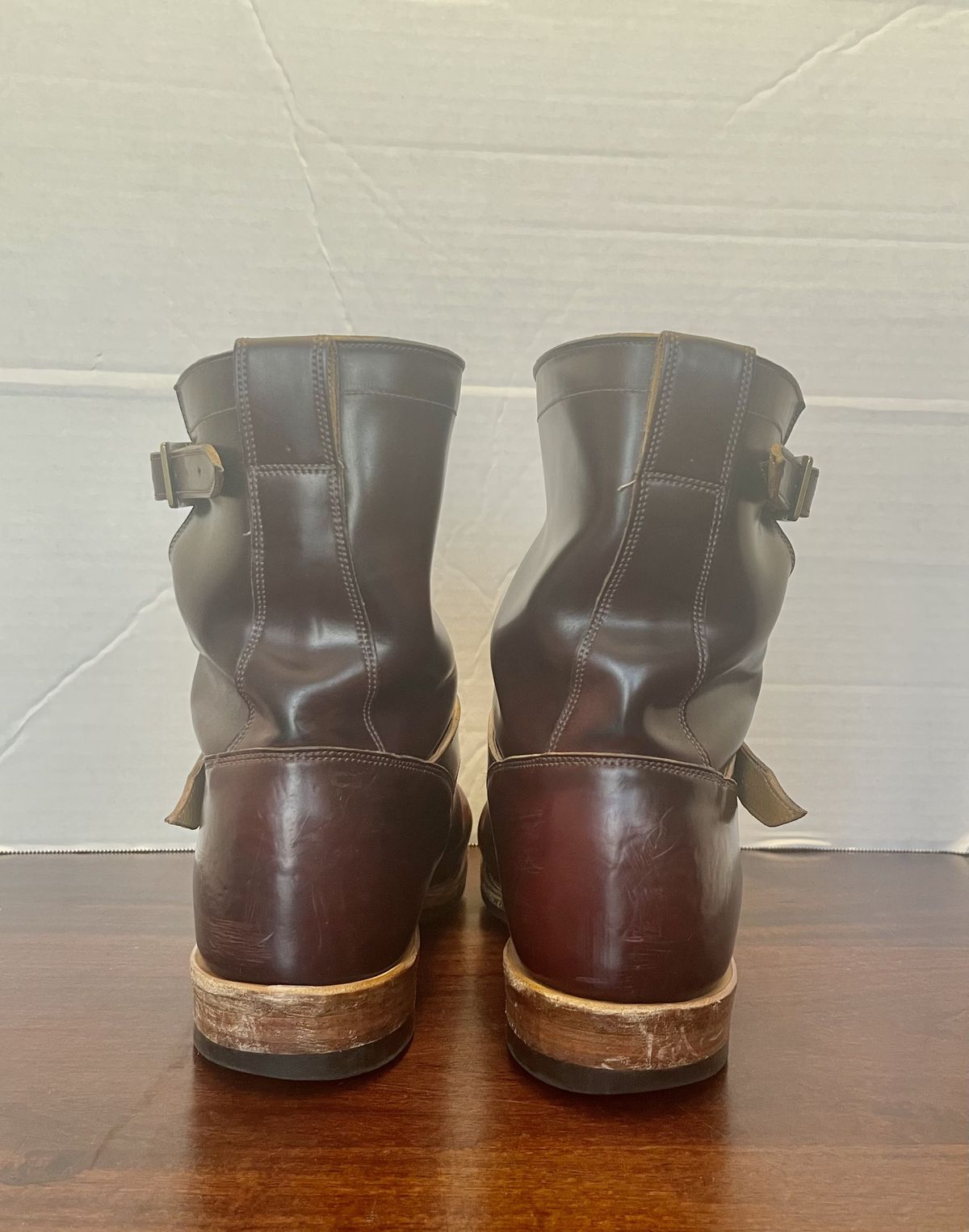 Photo by patinathunderdome on January 4, 2022 of the Viberg Engineer in Horween Color 8 Shell Cordovan.