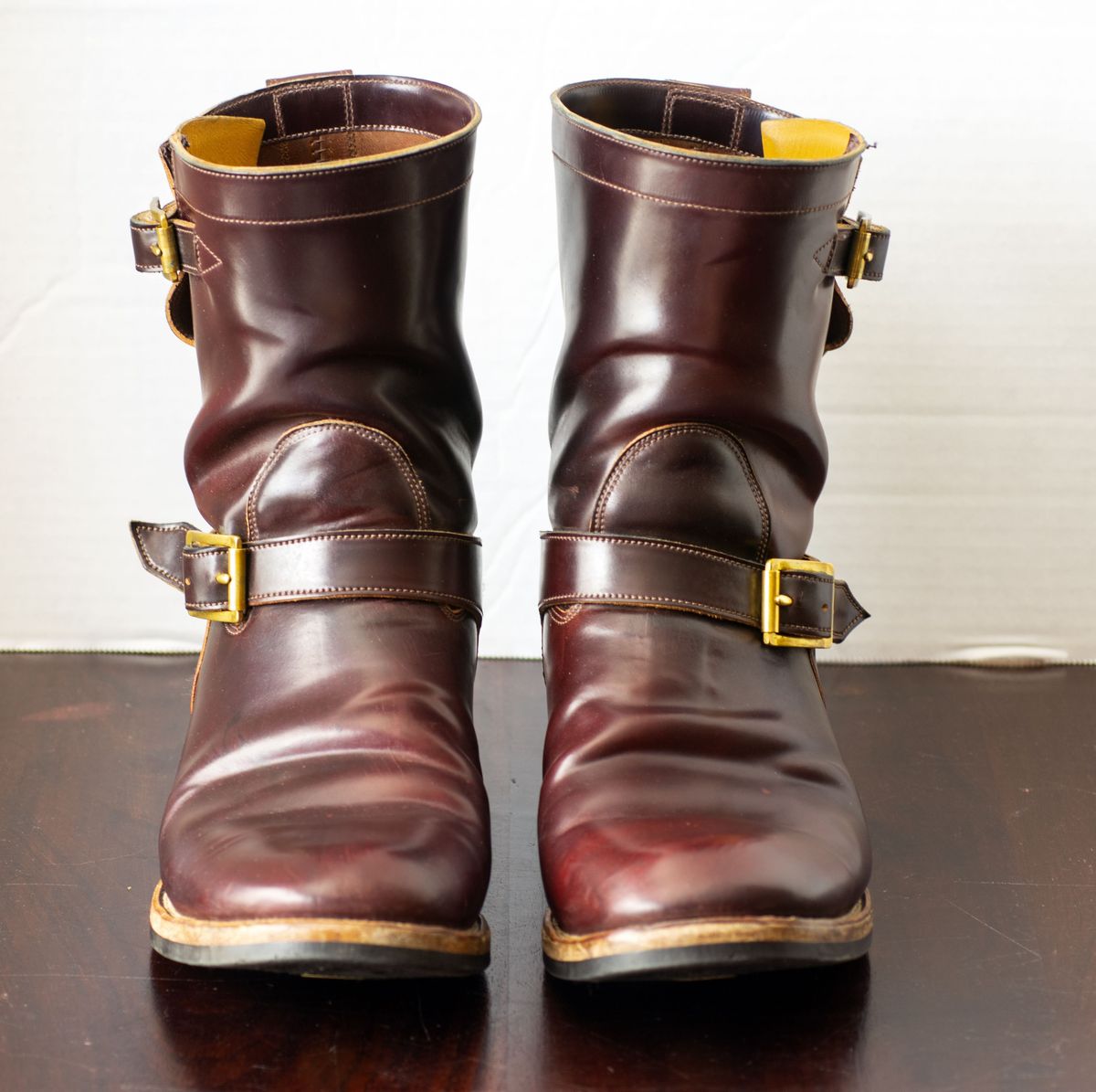 Photo by patinathunderdome on February 5, 2022 of the Viberg Engineer in Horween Color 8 Shell Cordovan.