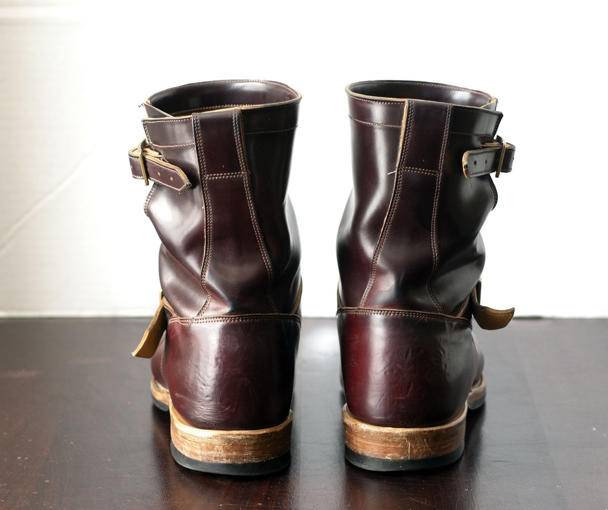 Photo by patinathunderdome on February 5, 2022 of the Viberg Engineer in Horween Color 8 Shell Cordovan.