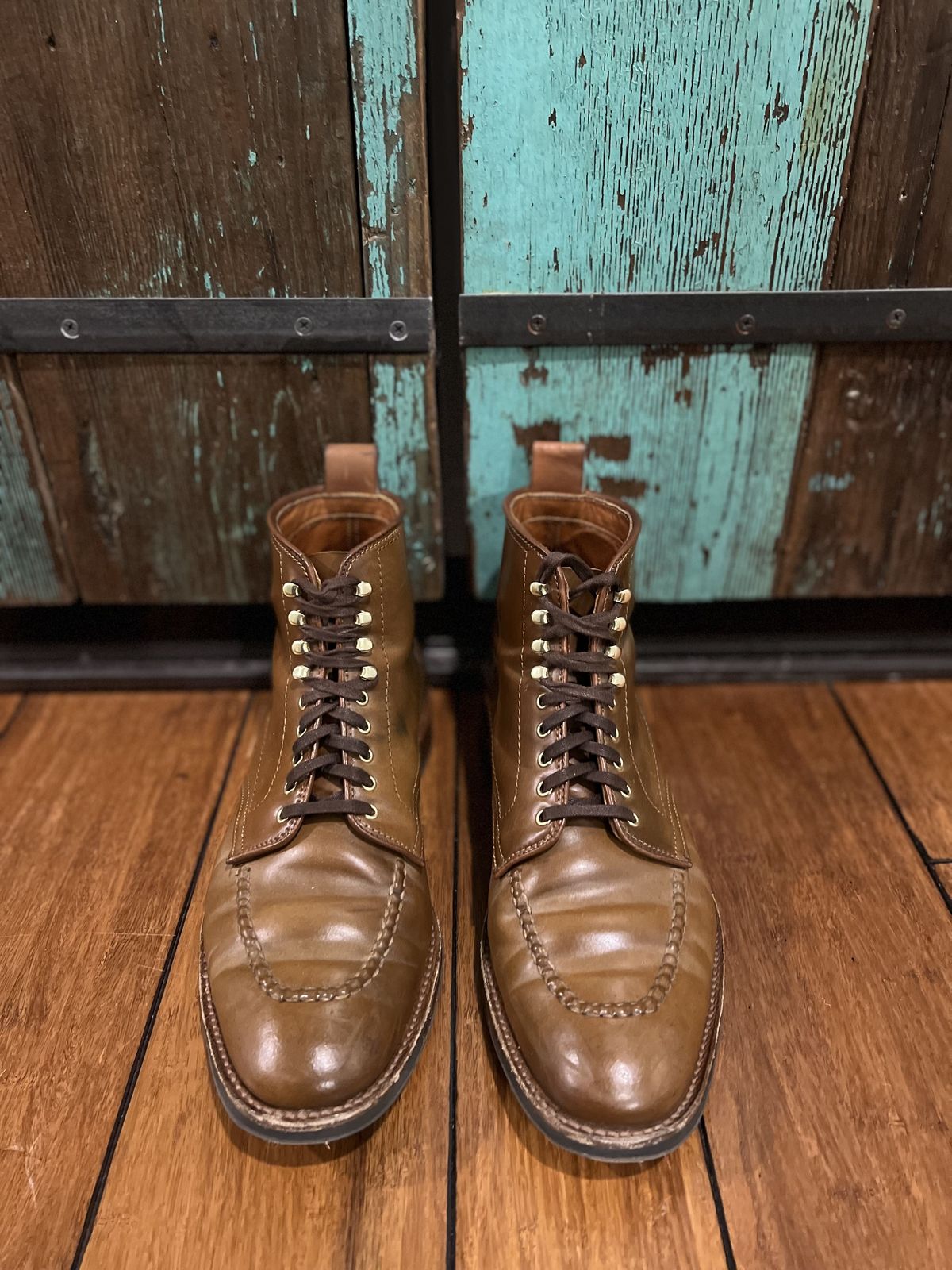 Photo by patinathunderdome on December 4, 2021 of the Alden Indy Boot in Horween Whisky Shell Cordovan.