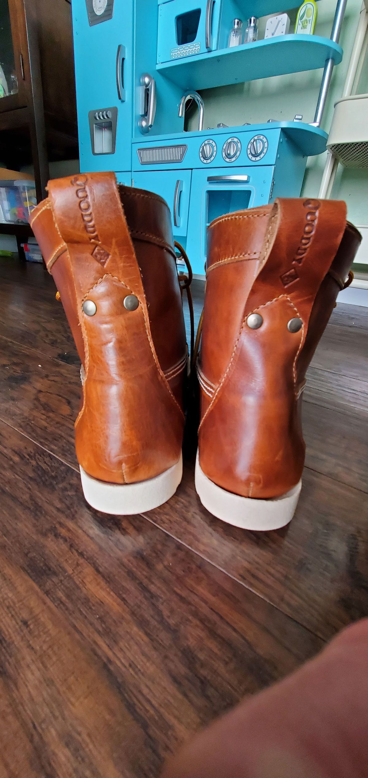 Photo by patinathunderdome on November 4, 2021 of the Quoddy Comfort Lug Boot in Horween Whiskey Predator.