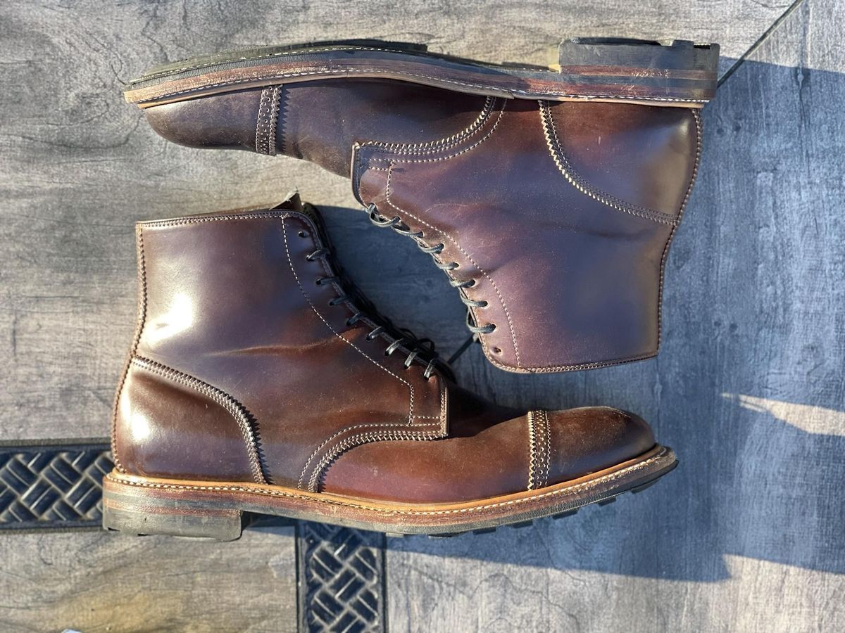 Photo by patinathunderdome on November 5, 2021 of the Viberg Shelby Sharp Brogue Boot in Horween Mocha Shell Cordovan.