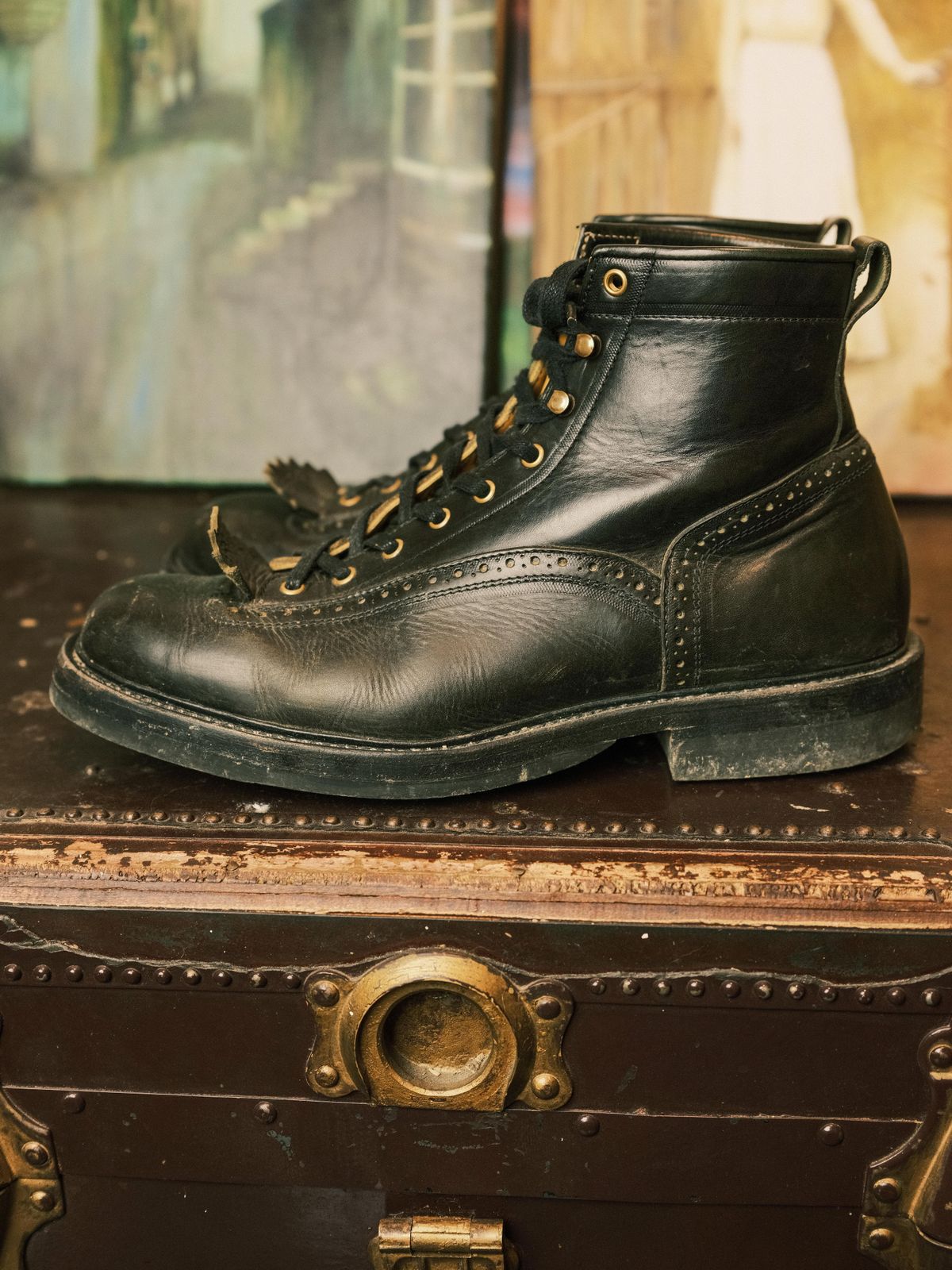 Photo by patinathunderdome on January 6, 2022 of the Sagara Valiant in Badalassi Carlo Oliva Minerva Overdyed Black.