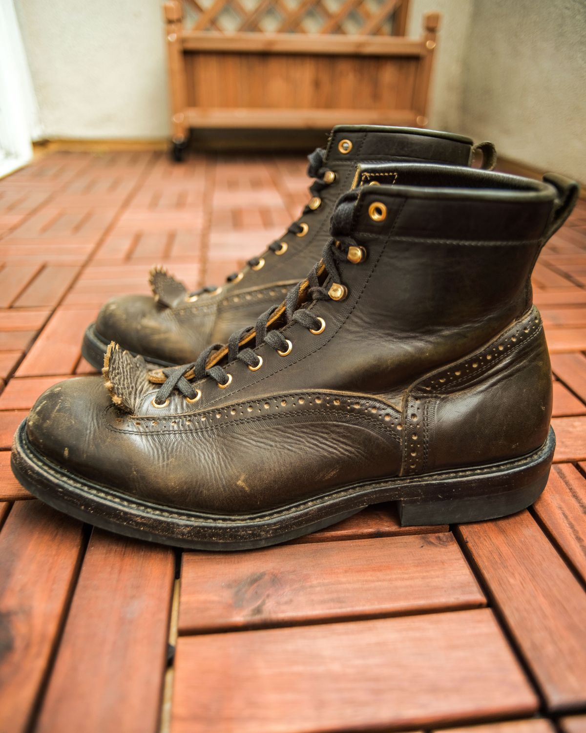 Photo by patinathunderdome on March 6, 2022 of the Sagara Valiant in Badalassi Carlo Oliva Minerva Overdyed Black.