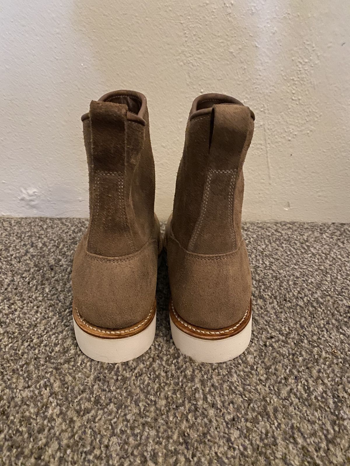 Photo by patinathunderdome on September 30, 2021 of the Viberg Roper Boot in Horween Natural Chromexcel Roughout.