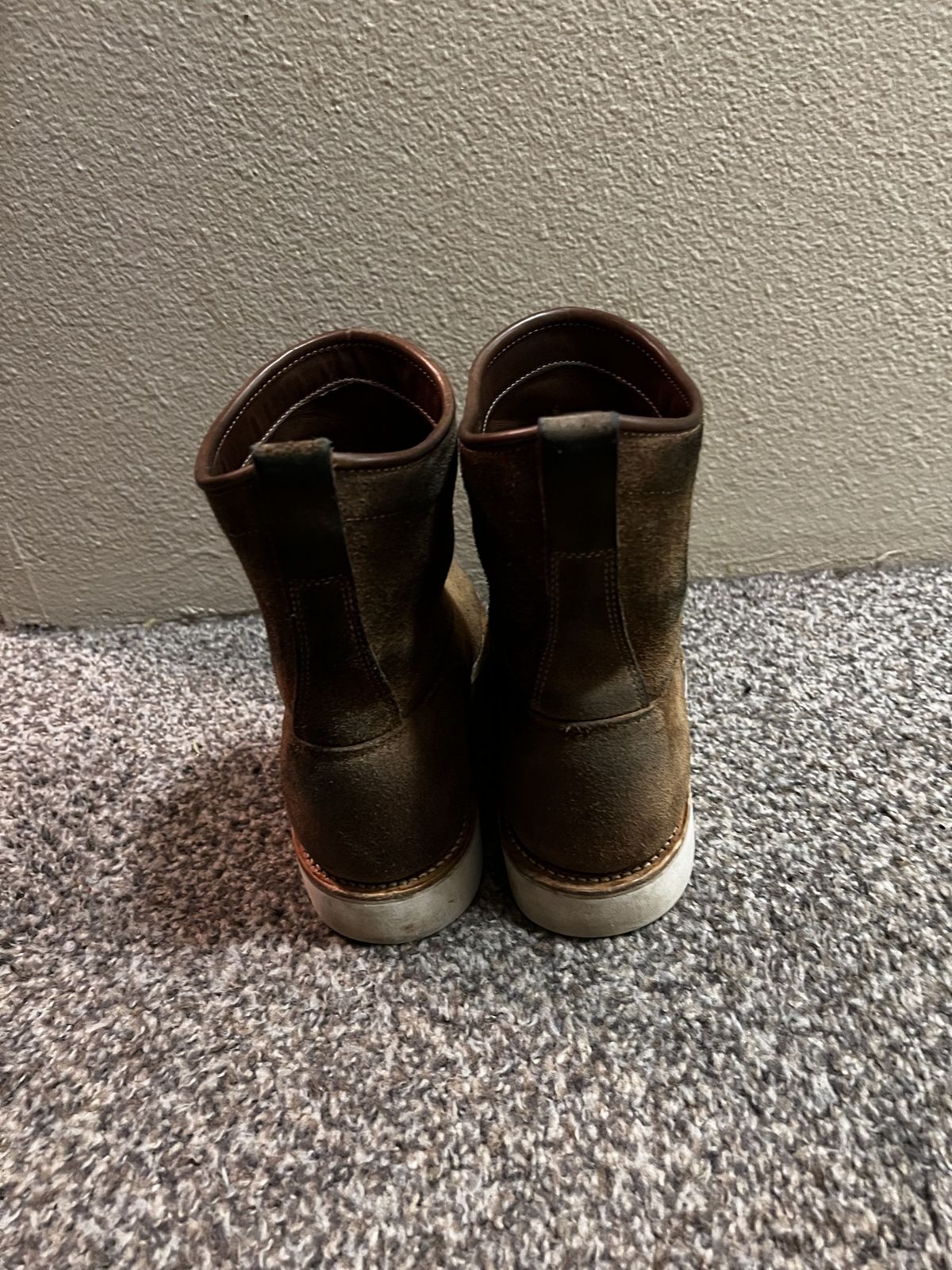 Photo by patinathunderdome on January 5, 2022 of the Viberg Roper Boot in Horween Natural Chromexcel Roughout.