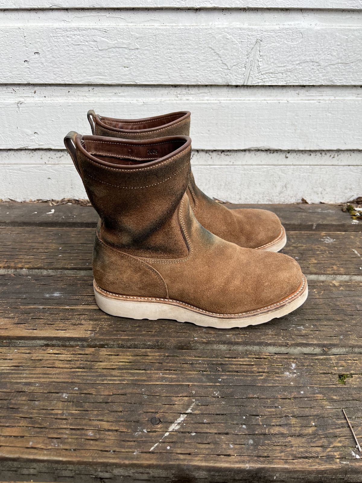 Photo by patinathunderdome on April 3, 2022 of the Viberg Roper Boot in Horween Natural Chromexcel Roughout.