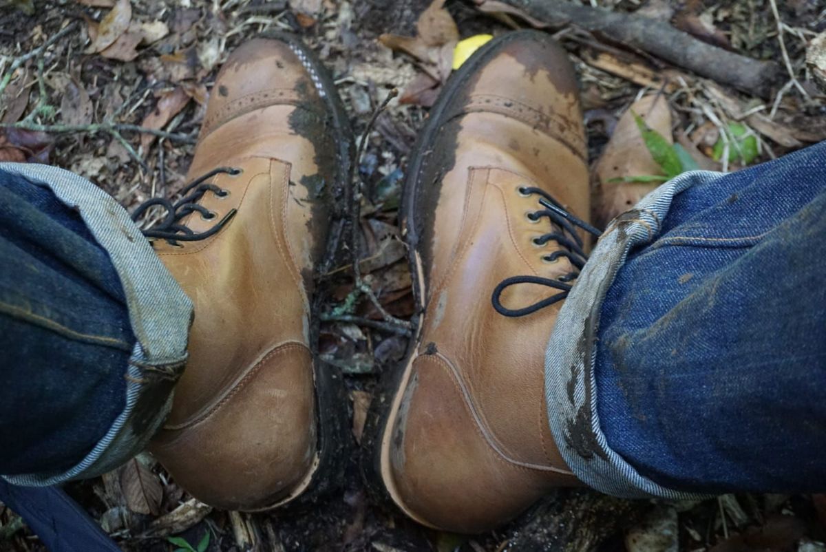 Photo by patinathunderdome on May 4, 2022 of the Junkard SC2089 in Horween Natural Chromexcel.