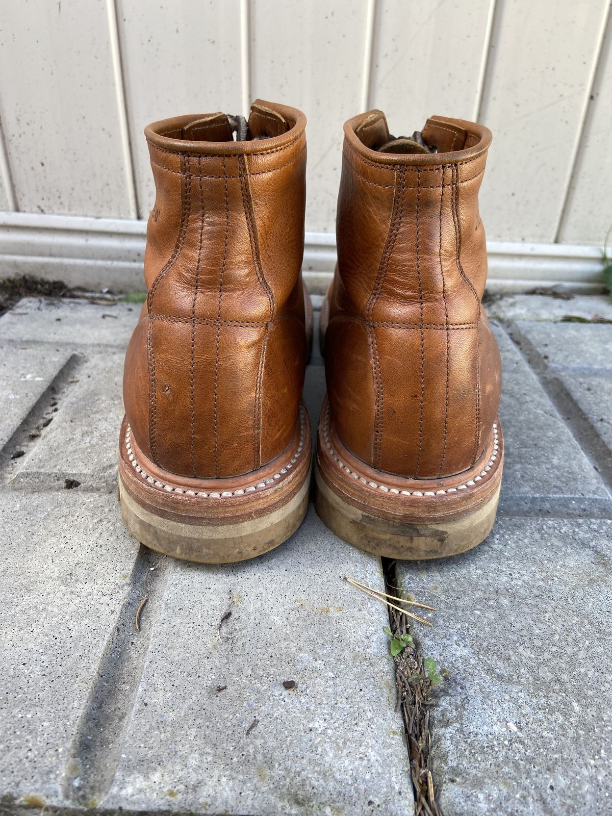 Photo by patinathunderdome on November 1, 2021 of the Unmarked Archie Boots in Chahin Armagnac Heavy Cowhide.