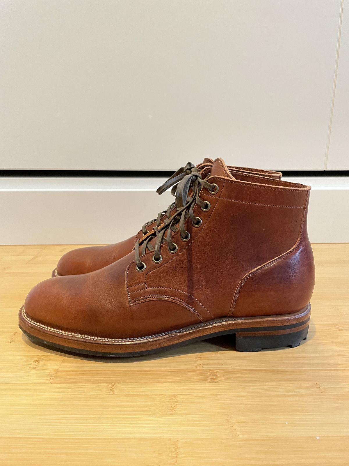 Photo by patinathunderdome on October 5, 2021 of the Viberg Service Boot in Horween Burned Oak Dublin.