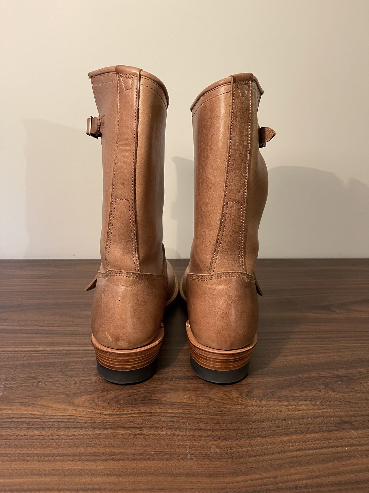 Photo by patinathunderdome on November 5, 2021 of the John Lofgren Wabash Engineer Boots in Horween Natural Chromexcel.