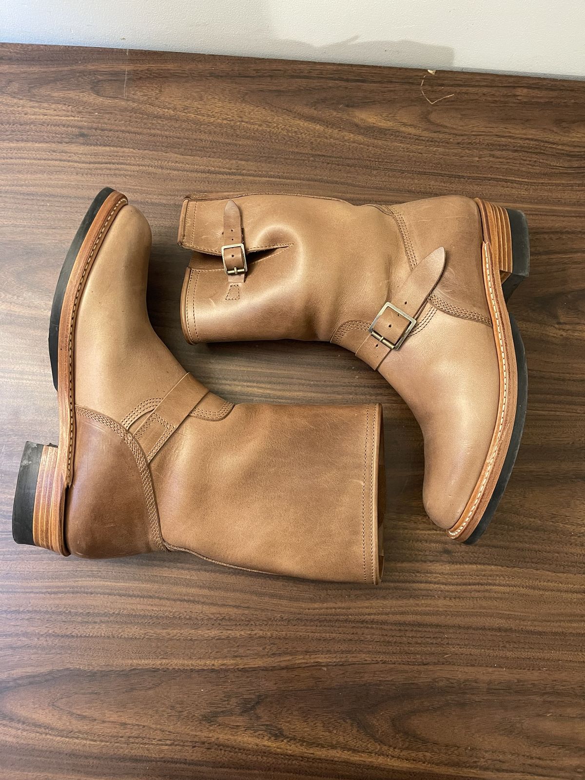 Photo by patinathunderdome on December 5, 2021 of the John Lofgren Wabash Engineer Boots in Horween Natural Chromexcel.