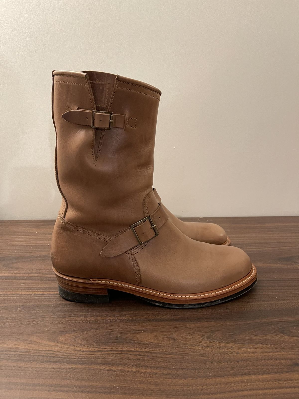 Photo by patinathunderdome on January 5, 2022 of the John Lofgren Wabash Engineer Boots in Horween Natural Chromexcel.
