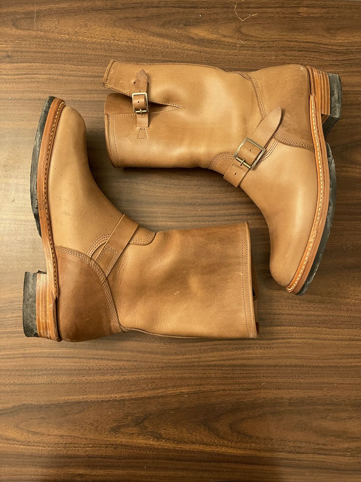 Photo by patinathunderdome on January 5, 2022 of the John Lofgren Wabash Engineer Boots in Horween Natural Chromexcel.