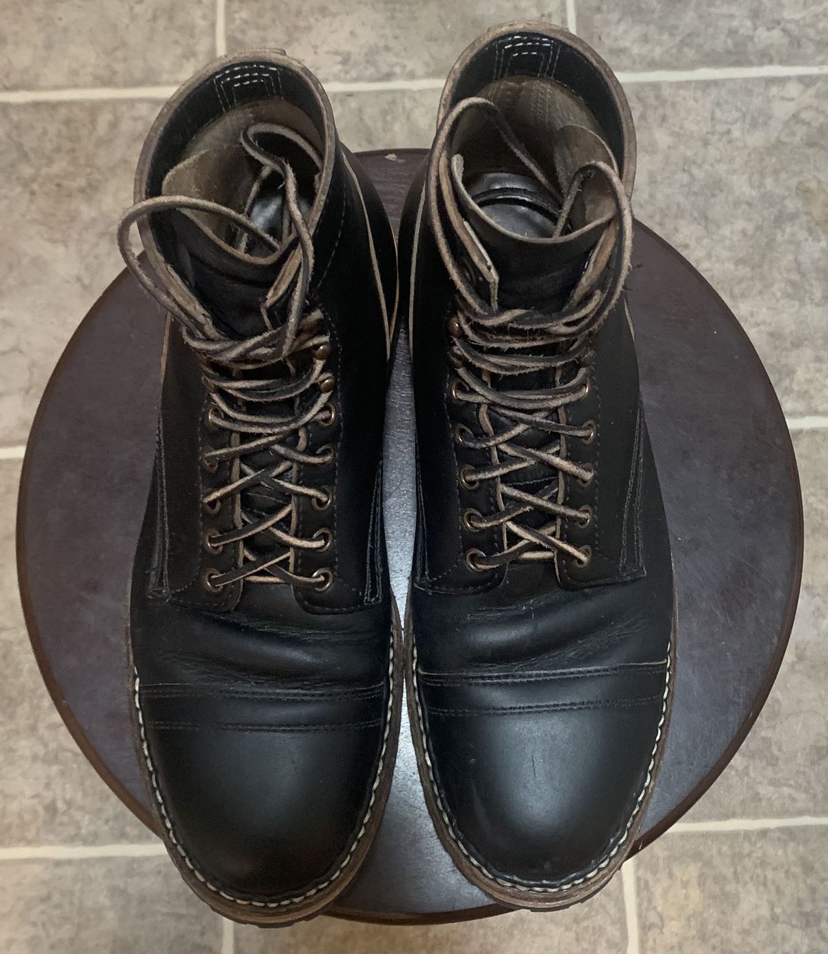 Photo by patinathunderdome on December 6, 2021 of the White's MP-Sherman Toe Cap in Horween Black Chromexcel Horsehide.