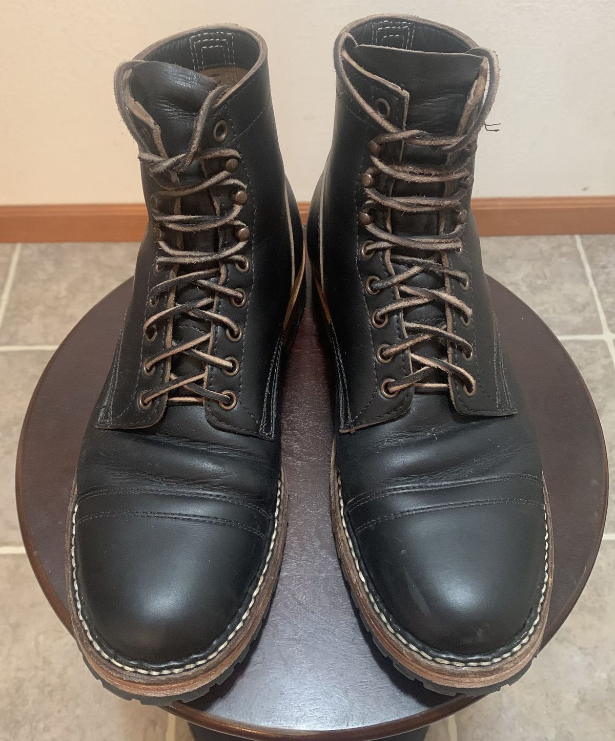 Photo by patinathunderdome on December 6, 2021 of the White's MP-Sherman Toe Cap in Horween Black Chromexcel Horsehide.