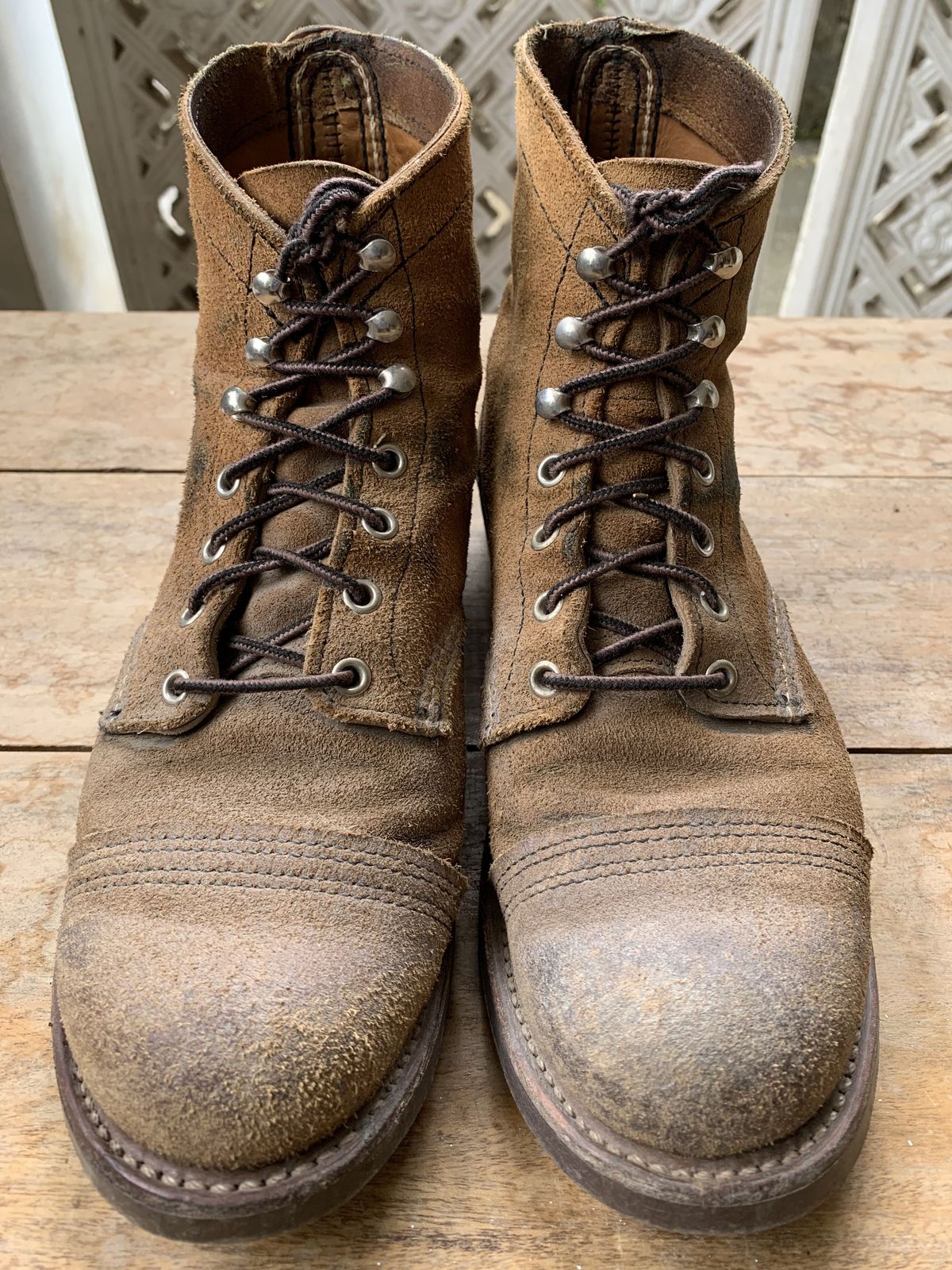 Photo by patinathunderdome on December 3, 2021 of the Red Wing Iron Ranger in S.B. Foot Hawthorne Muleskinner.