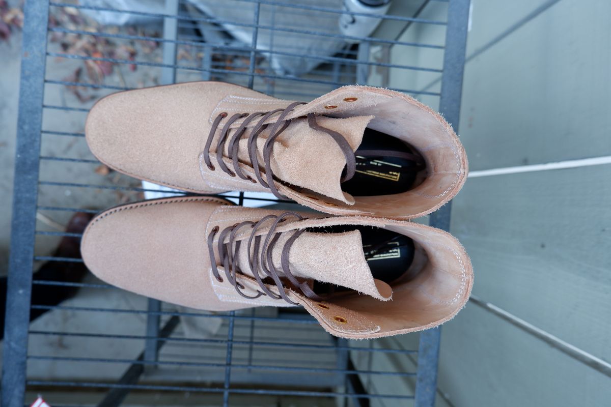 Photo by patinathunderdome on October 1, 2021 of the Clinch Yeager Boots in Wickett & Craig Natural Latigo Roughout.