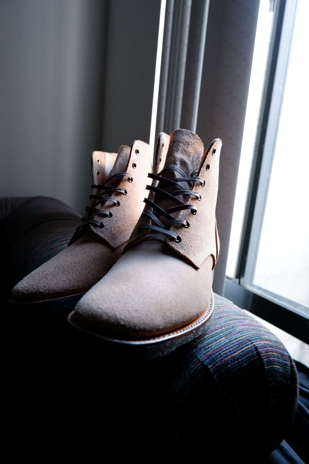 Photo by patinathunderdome on October 1, 2021 of the Clinch Yeager Boots in Wickett & Craig Natural Latigo Roughout.