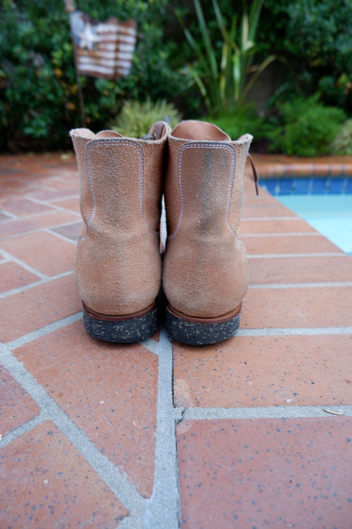 Photo by patinathunderdome on November 3, 2021 of the Clinch Yeager Boots in Wickett & Craig Natural Latigo Roughout.
