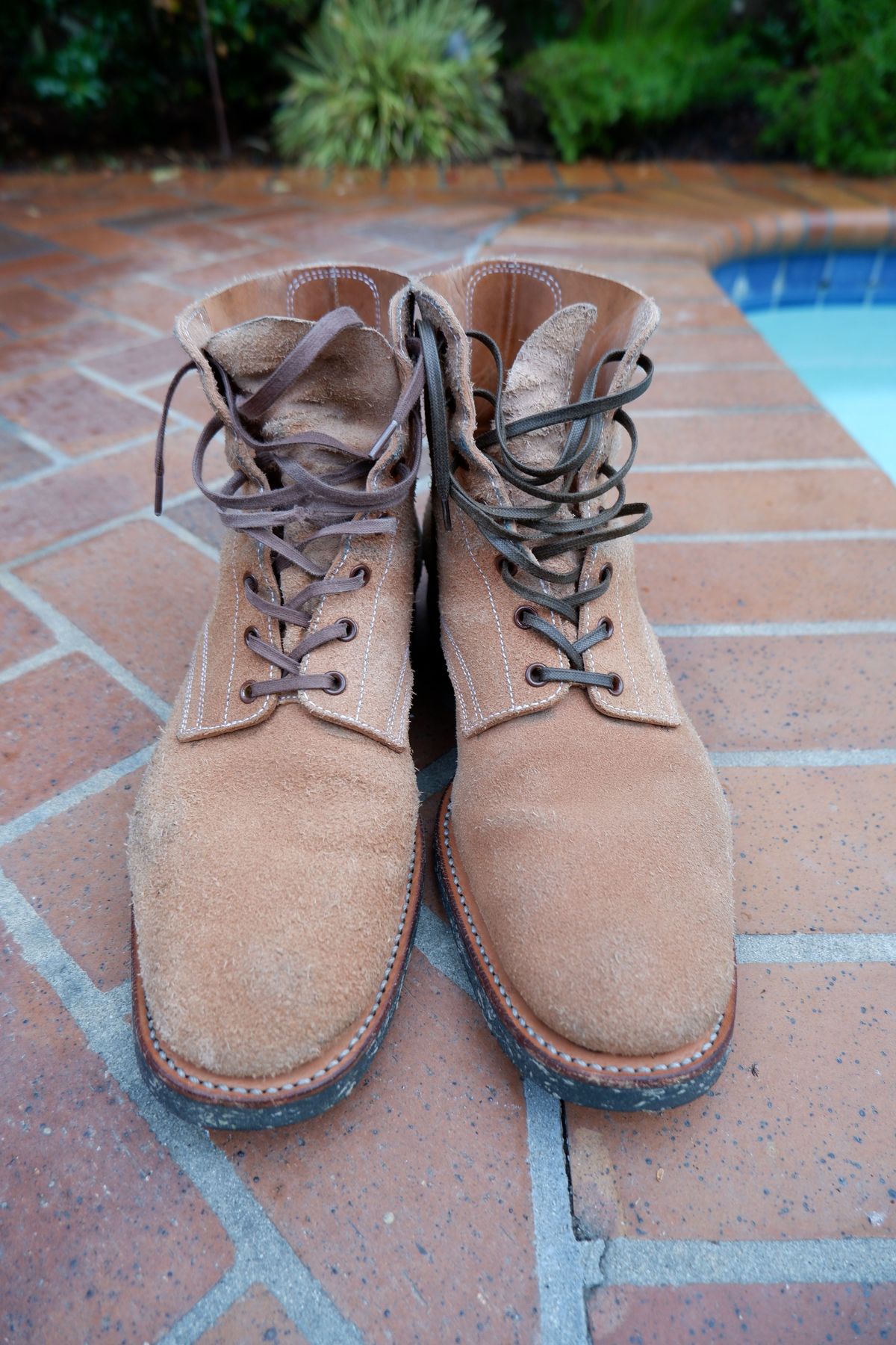 Photo by patinathunderdome on November 3, 2021 of the Clinch Yeager Boots in Wickett & Craig Natural Latigo Roughout.