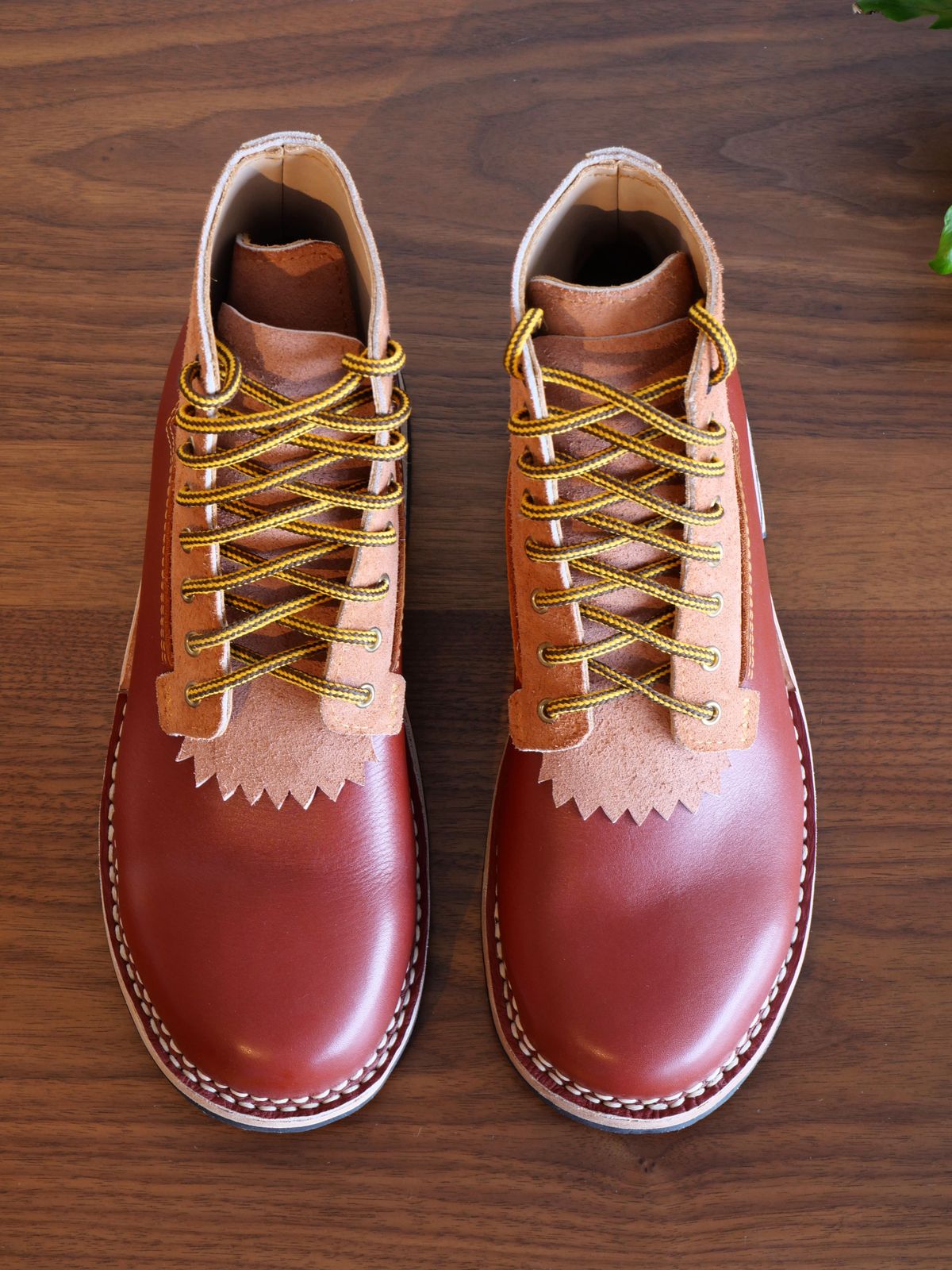 Photo by patinathunderdome on October 1, 2021 of the Self-Made in Rodbrun Chrome Tan.
