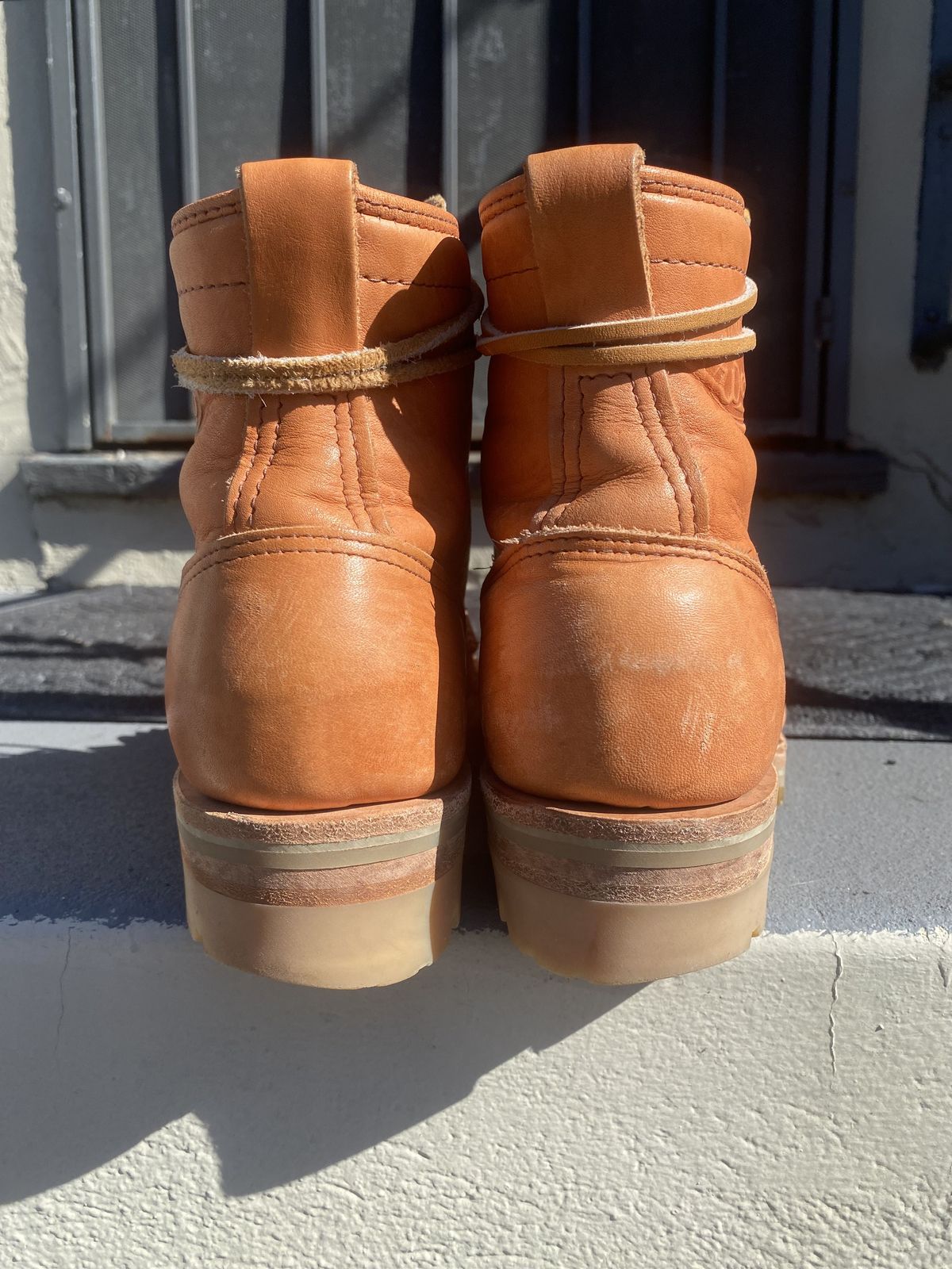 Photo by patinathunderdome on February 5, 2022 of the Wesco Hendrik in Horween Natural Essex.